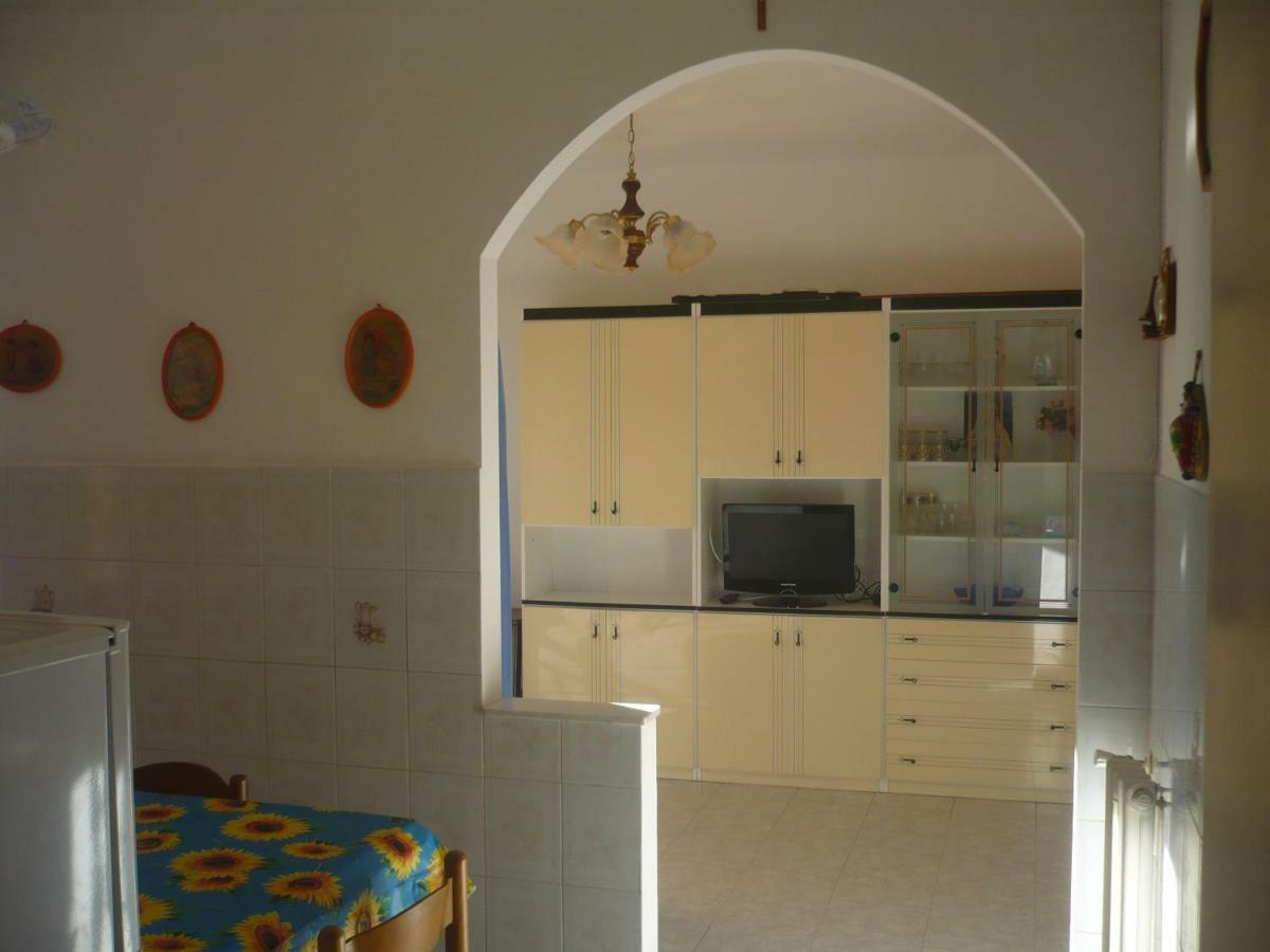 Appartamento Casa Tiziana 3 Camere, Sala, Cucina, Terrazzo Ventimiglia Eksteriør billede